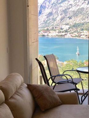 M&H Apartment, Kotor